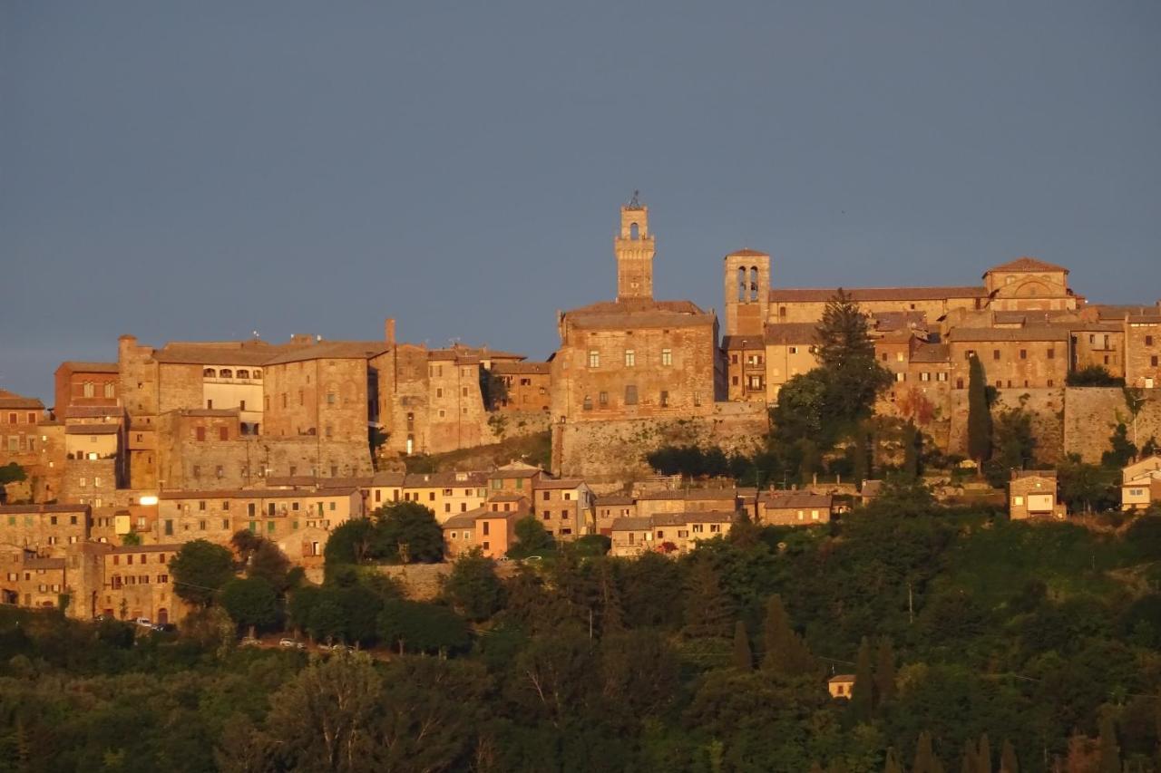 Cugusi Bnb Montepulciano Stazione Eksteriør billede